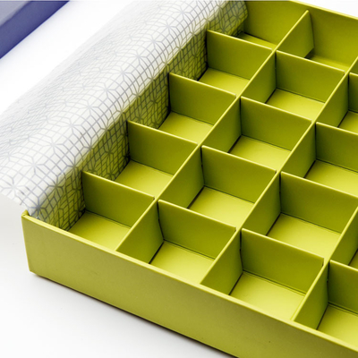 Süßigkeit Eco freundliche Papier- Macaron-Geschenkbox Plastik-Tray Lid Base